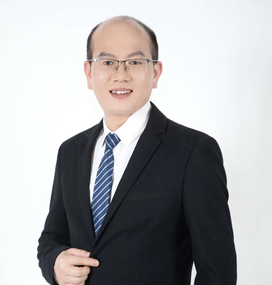 張仁武 校長(zhǎng)